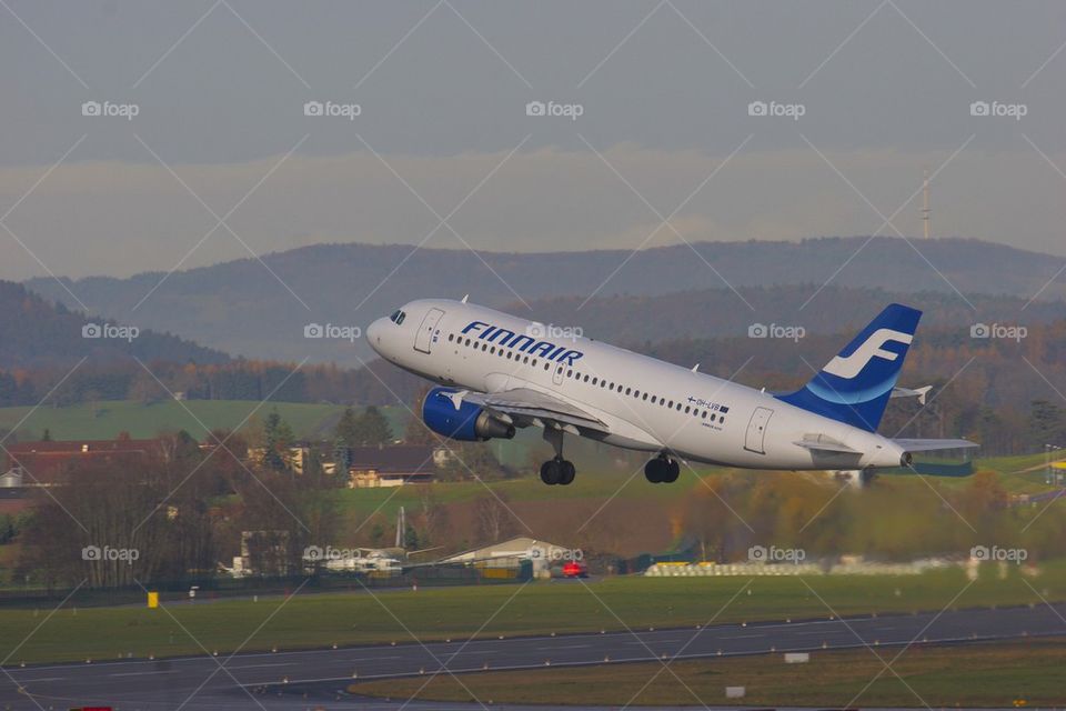 FINNAIR AIRBUS A319 ZRH