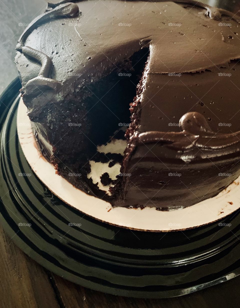 Dark rich chocolate cake 