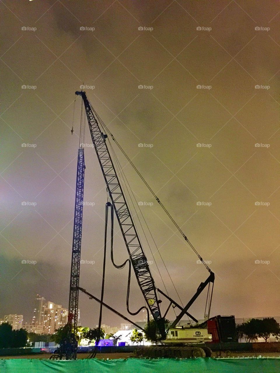 Construction crane