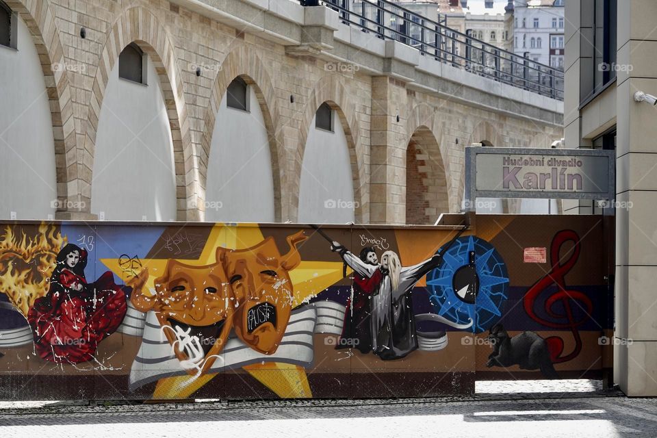 Decoration of the theater gate in Prague Karlín in the form of effective graffiti.