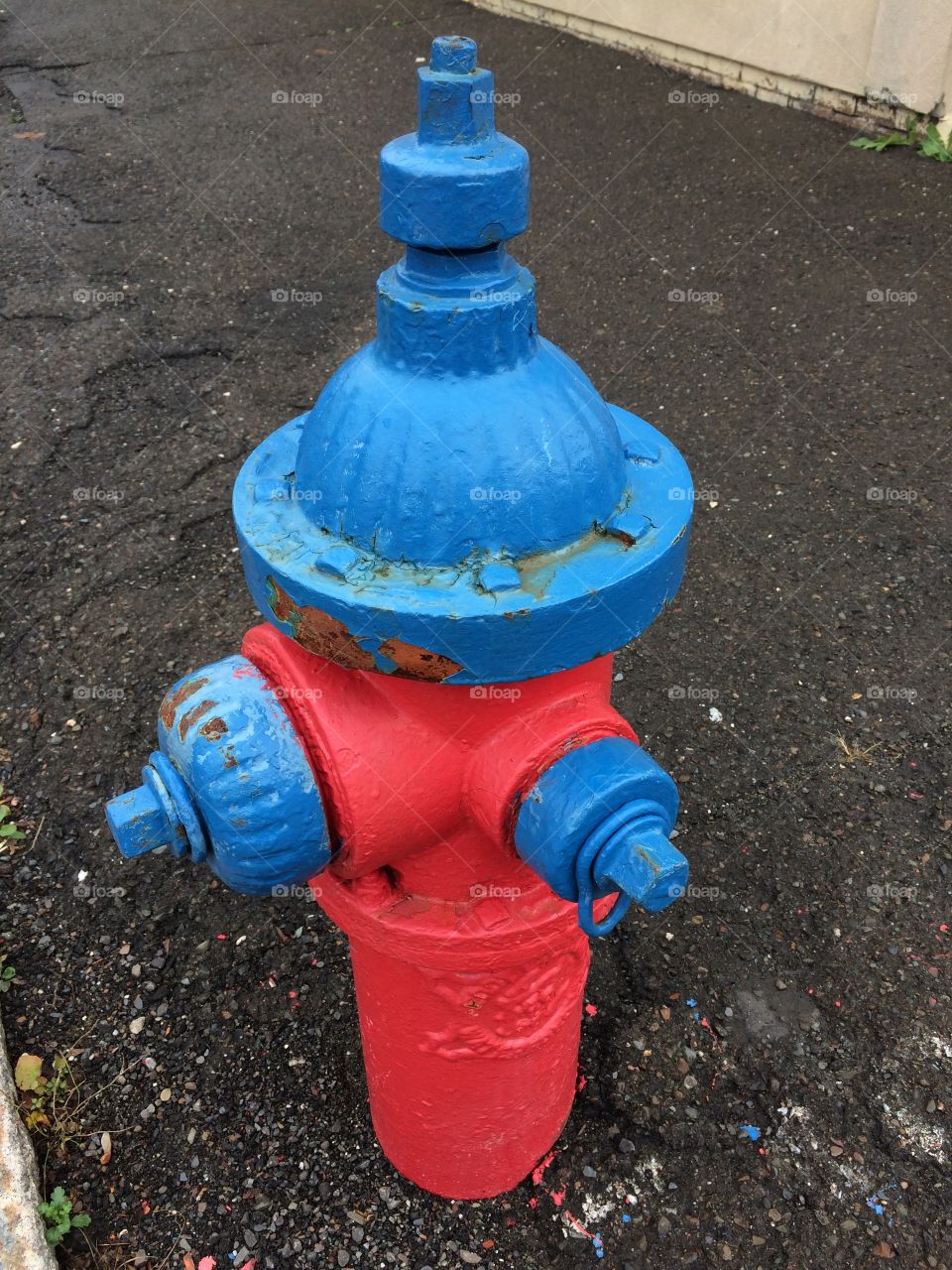 Colourful fire hydrant 