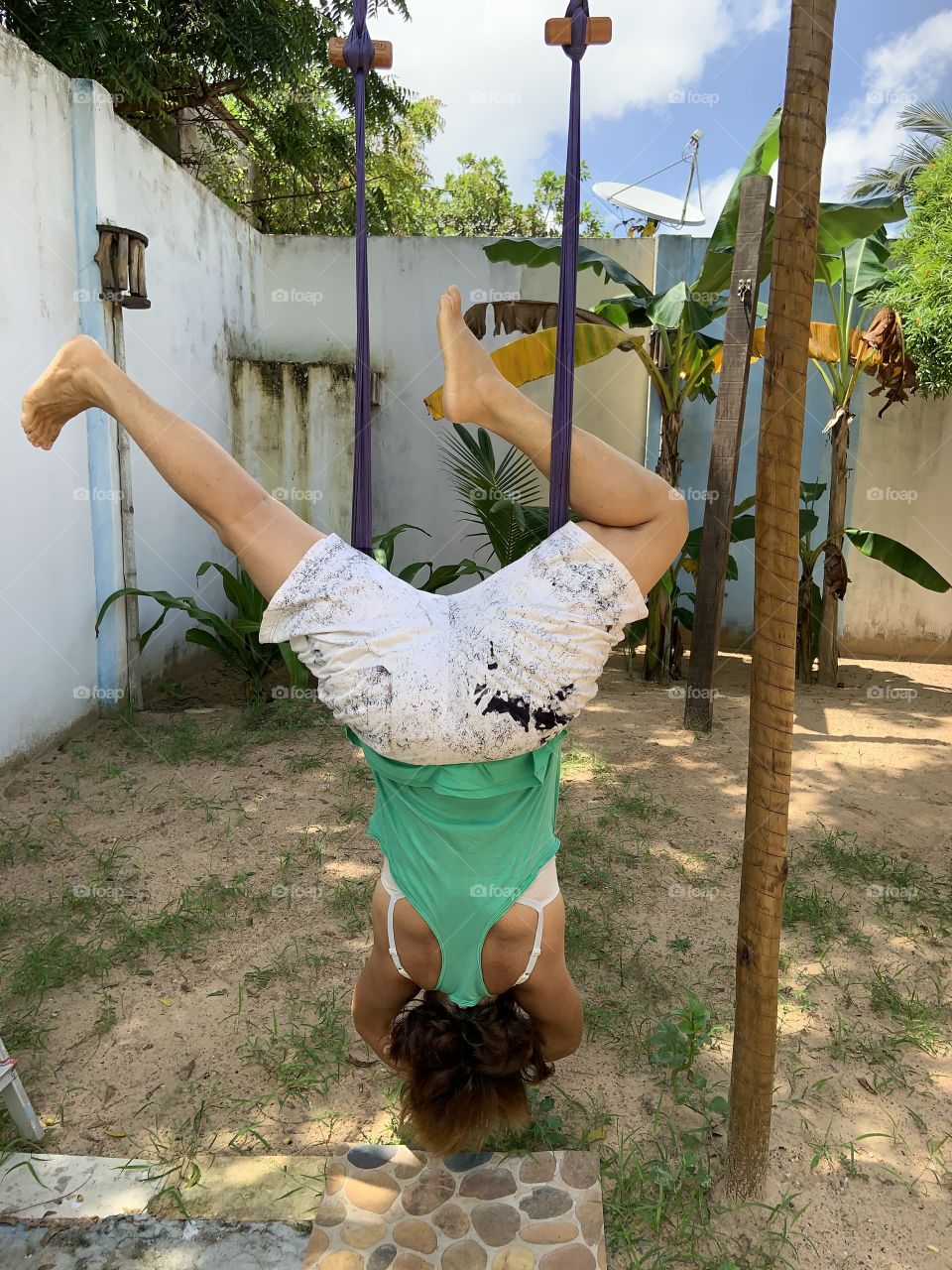 Fly yoga outdoor 