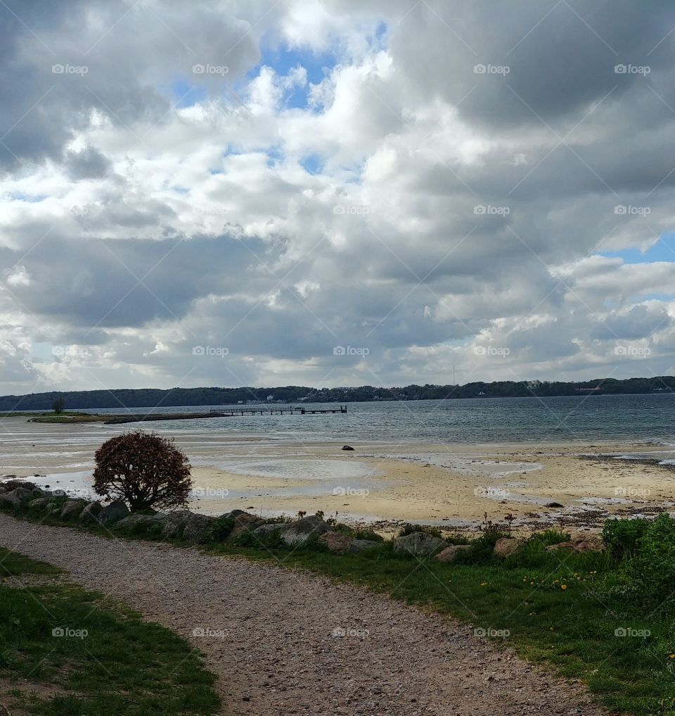 stramd Sand wasser Wolken