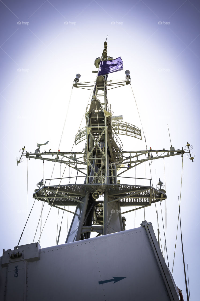 Mast and radar on battles ship