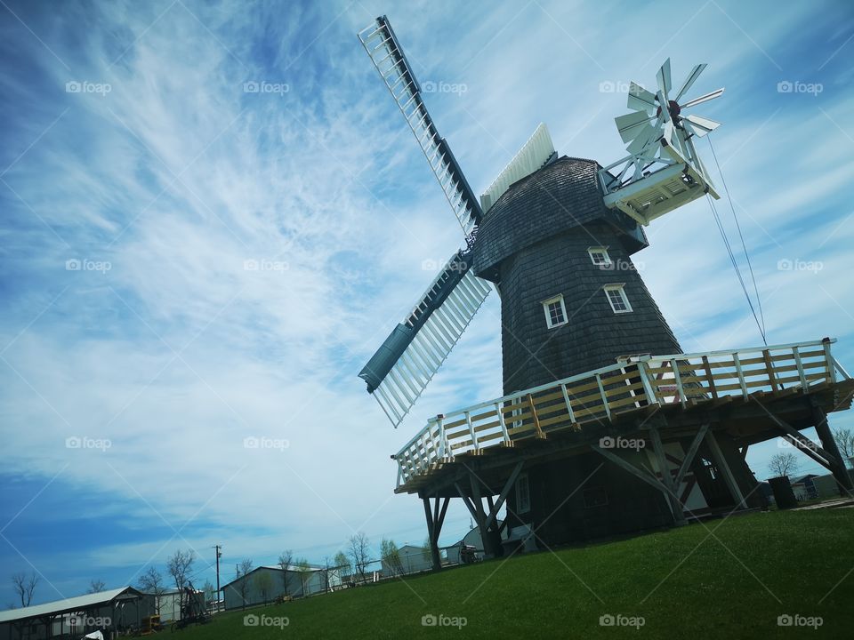 Windmill under the sky