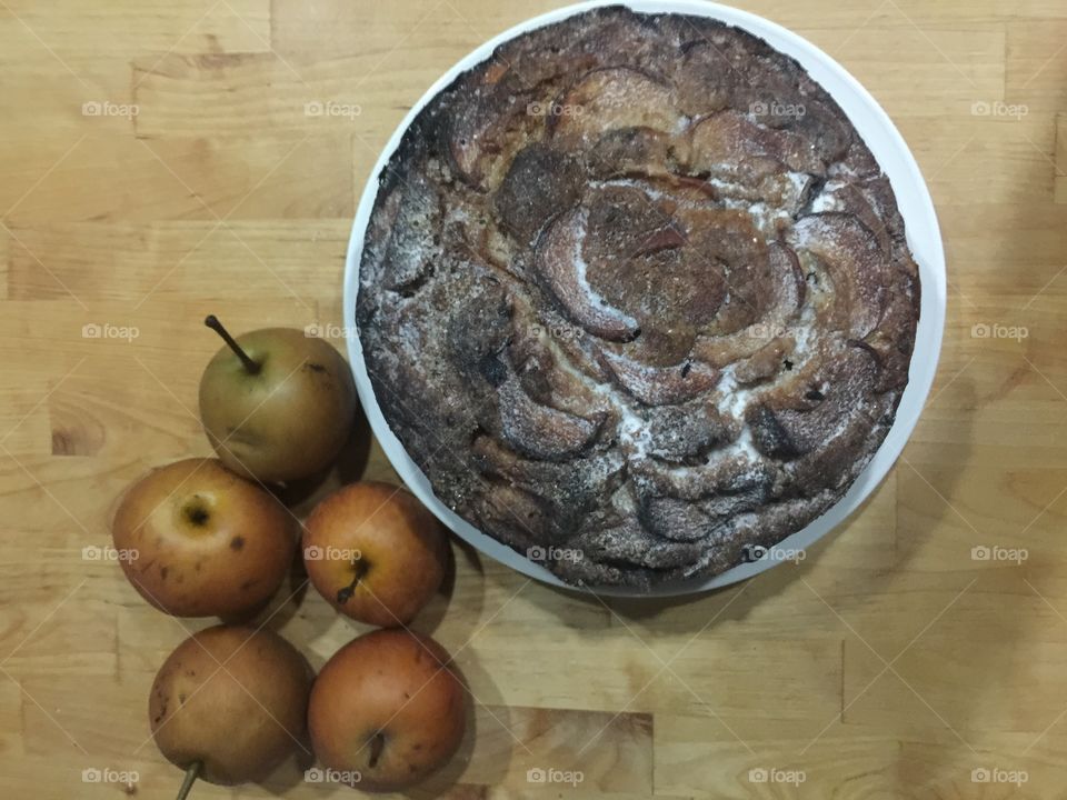 Pear cake