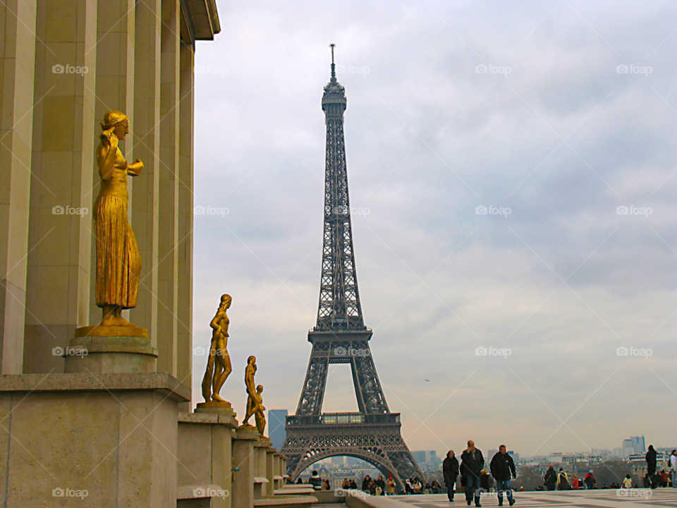 landscape street city people by tediiliescu