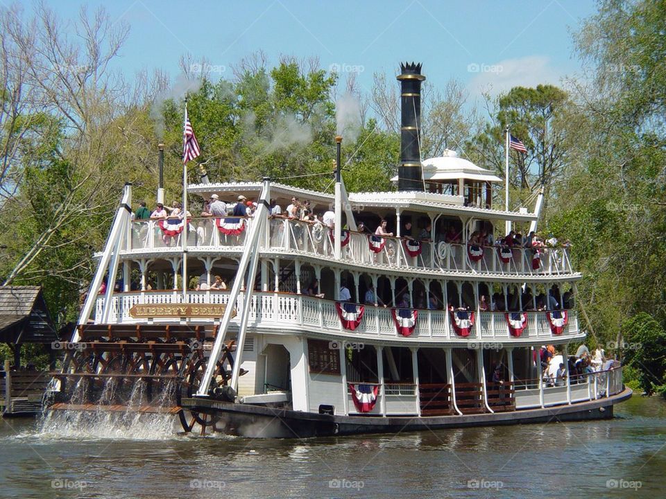 River boat