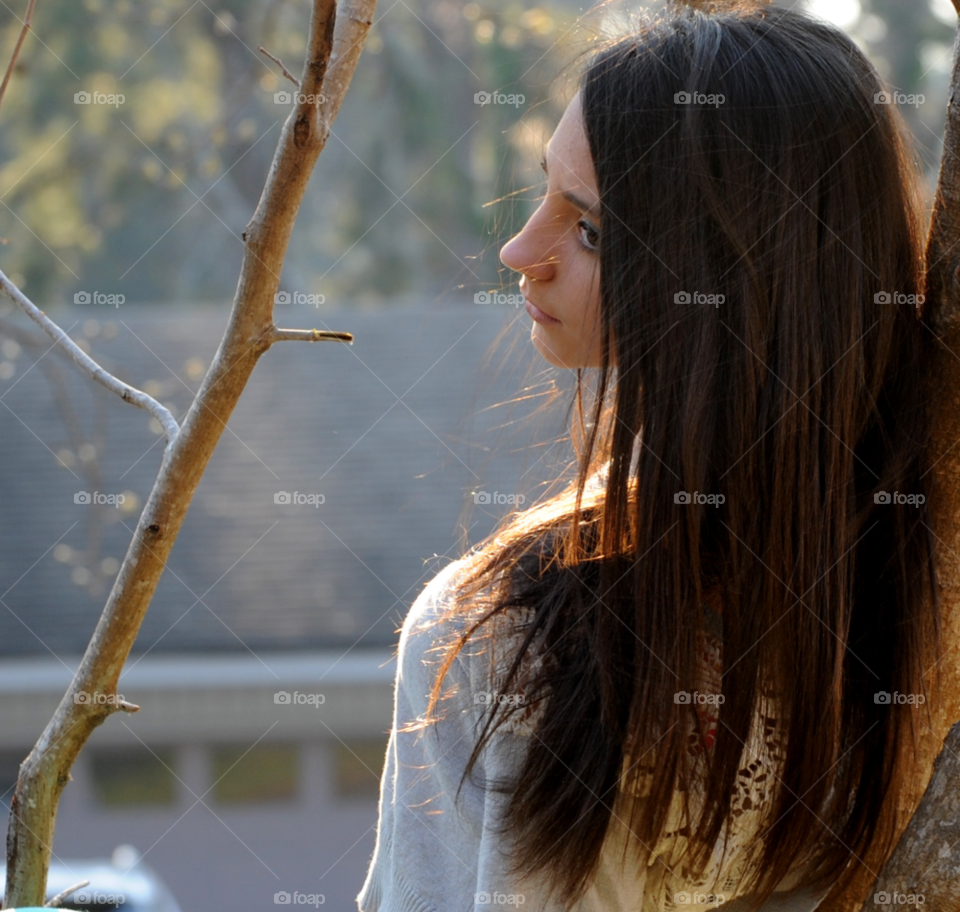 girl model tree cool by lightanddrawing