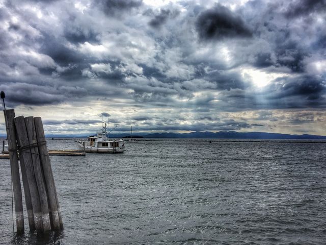 Fishing boat