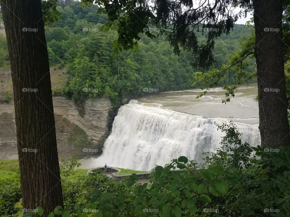 middle falls at letchworth state park