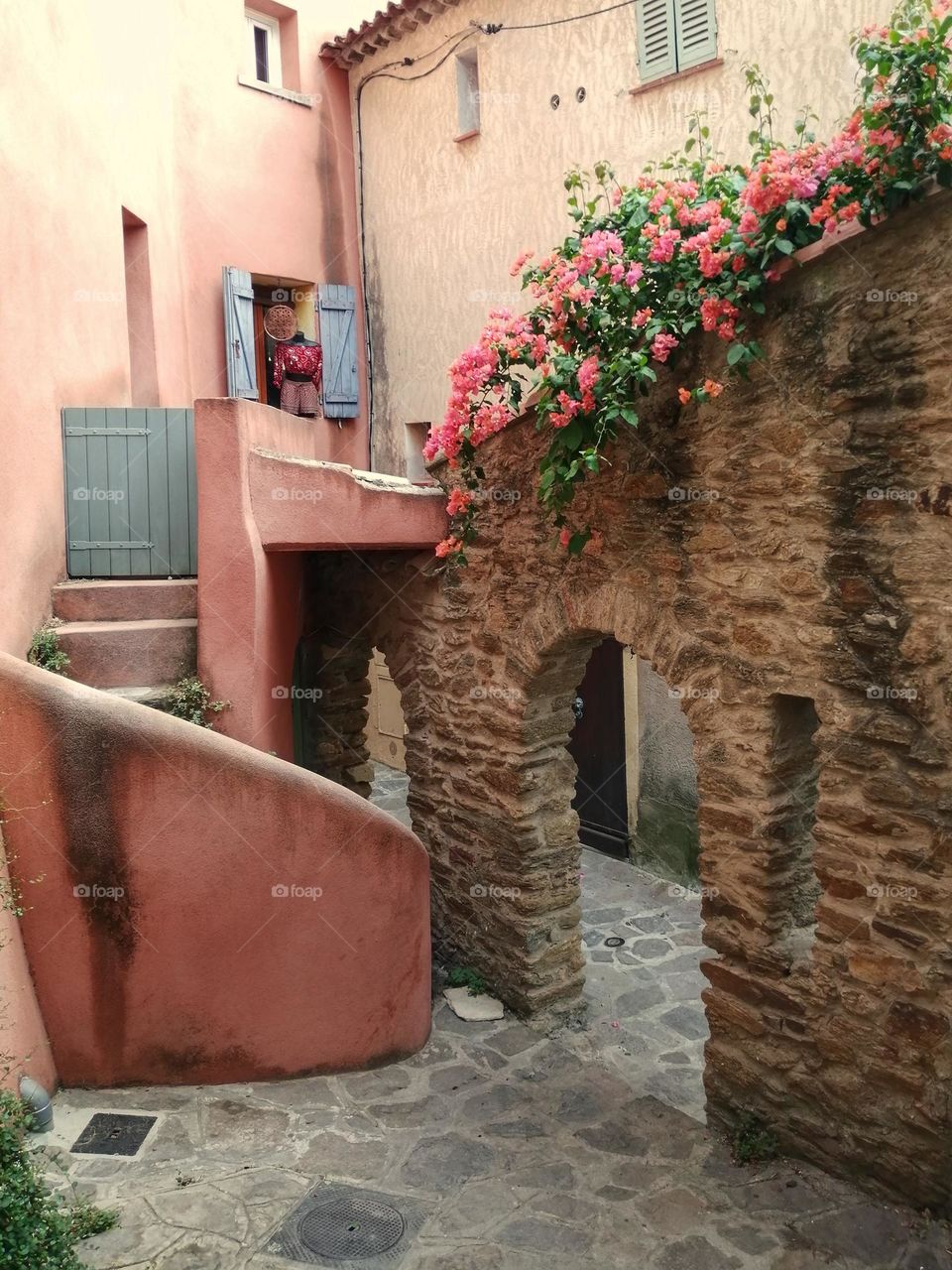 An alley at Bormes-les-Mimosas