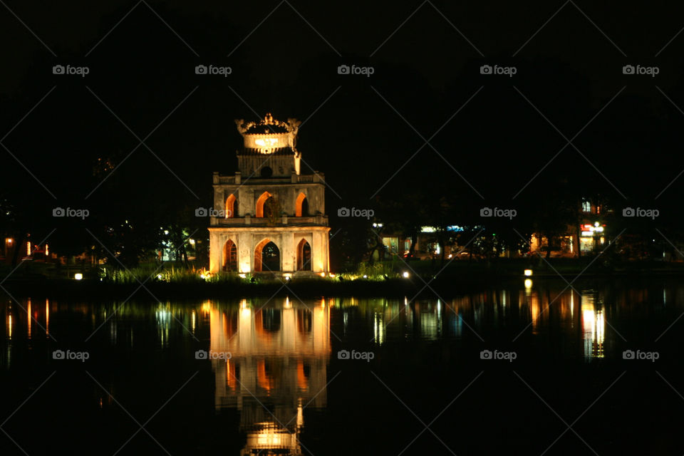 yellow lake reflection island by mengzishiliu