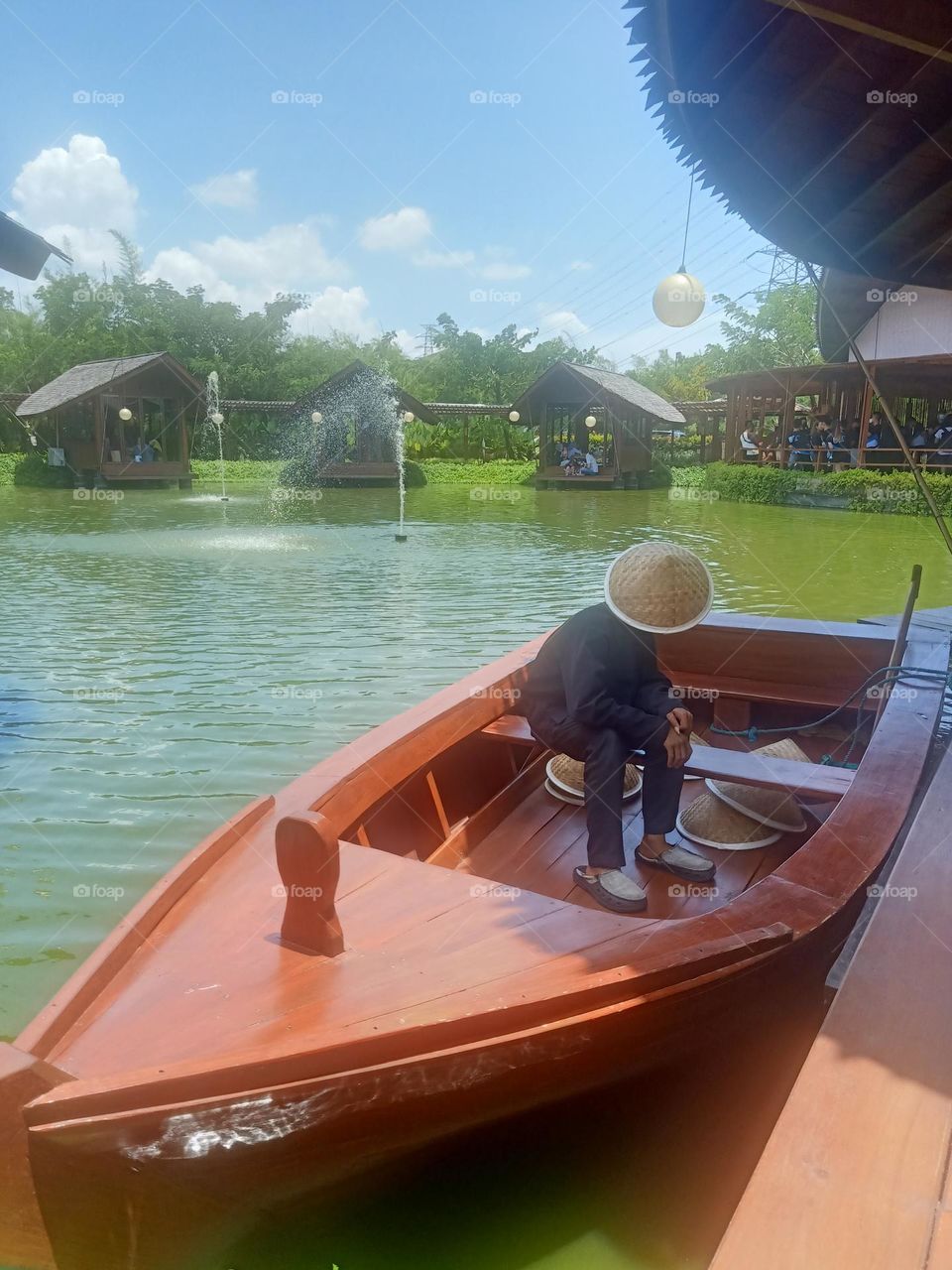 canoe with the driver