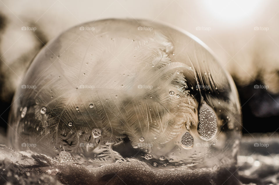 Cold. Ice. Zoom. Bubble.