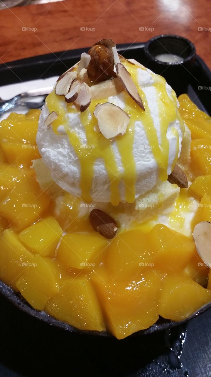 Korean mango ice cream