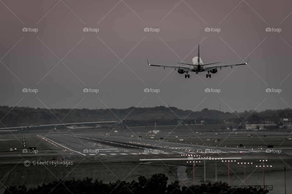Landing at Pittsburgh airport