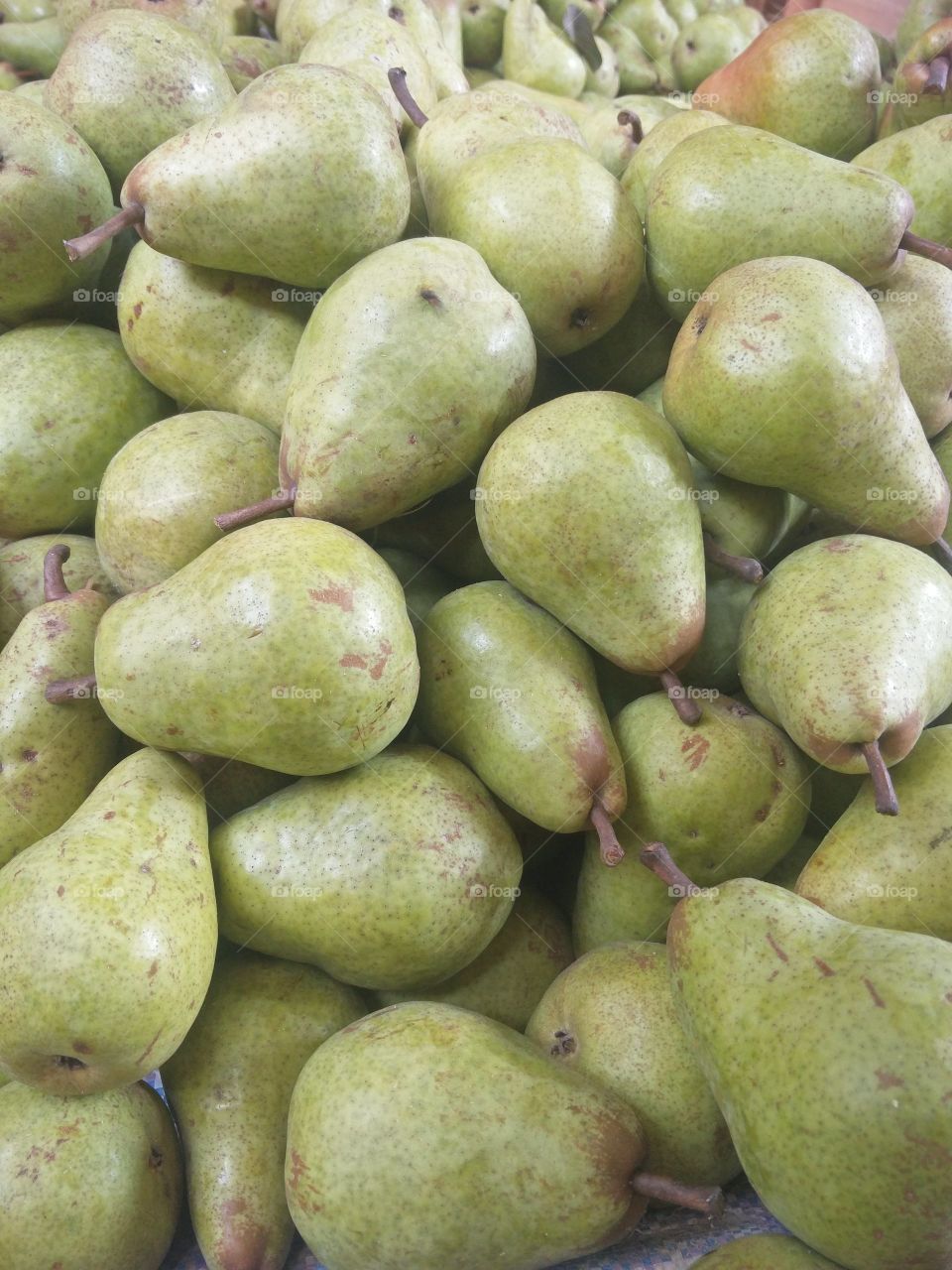 pears fresh crispy 
📸 Muneeb bhat