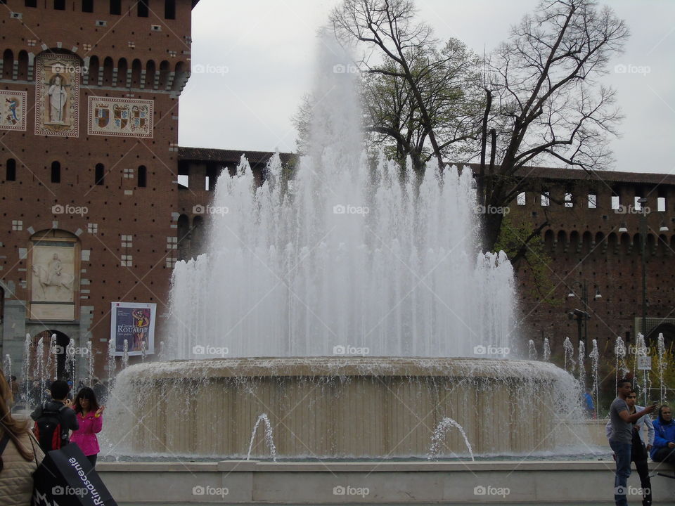 Fontana p.za castello. stupenda fontana di p.za castello