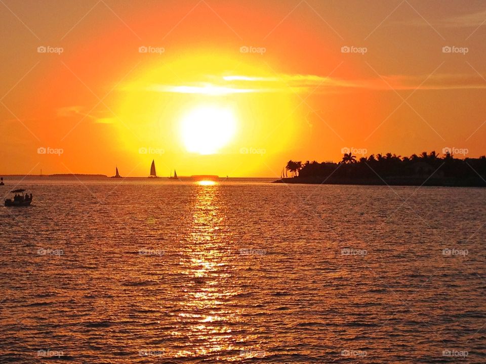 Orange sun. Orango Sun in key west