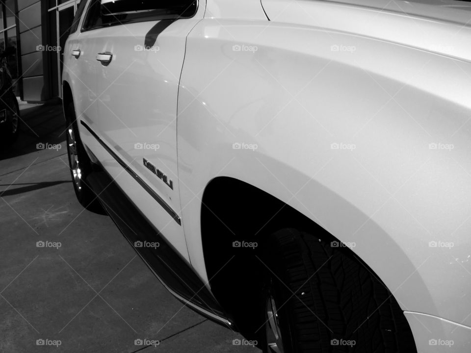 new car 🚗. I took this picture while traveling down main street in Jacksboro Texas. 👣 🚶 🏃 🔥 💨