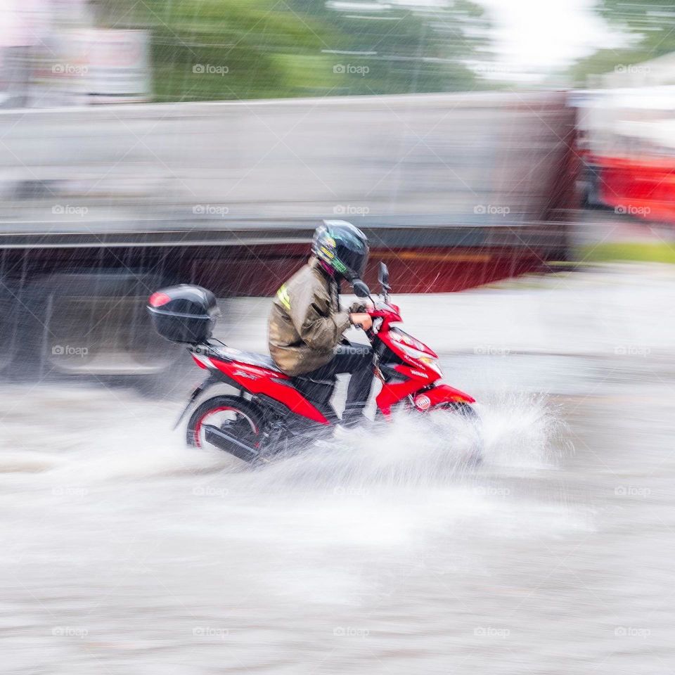 Rainy rides . 