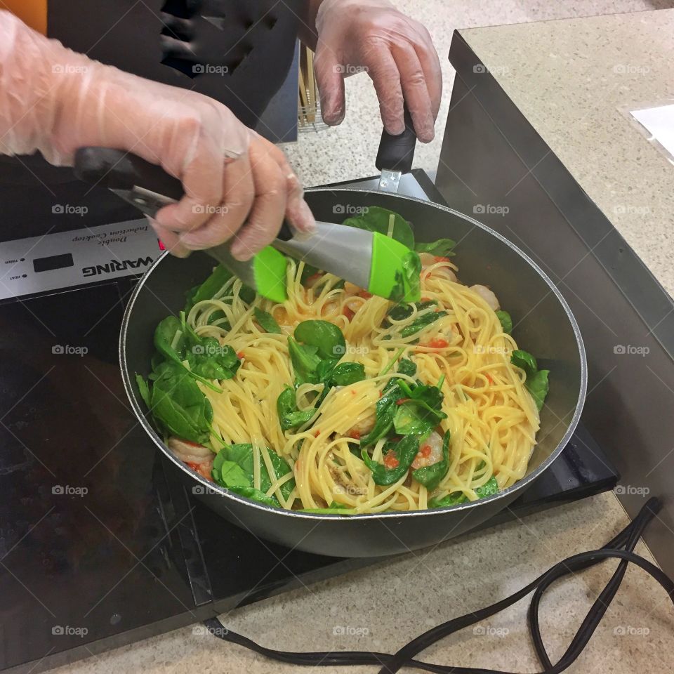 If you like seafood, Shrimp Scampi  is for you! It makes for a romantic meal for two on those special days, such as your anniversary, sweetheart day, or any other special occasion! It's so inexpensive and takes no time to fix. It is a perfect union of shrimp and pasta! 