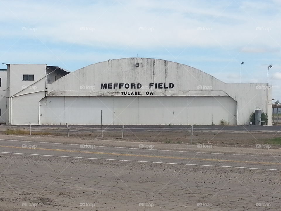 medford field aircraft hangar