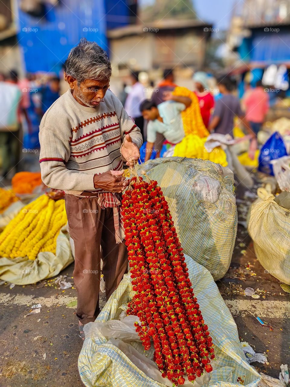 Struggle for living, Selling flowers, Daily Life