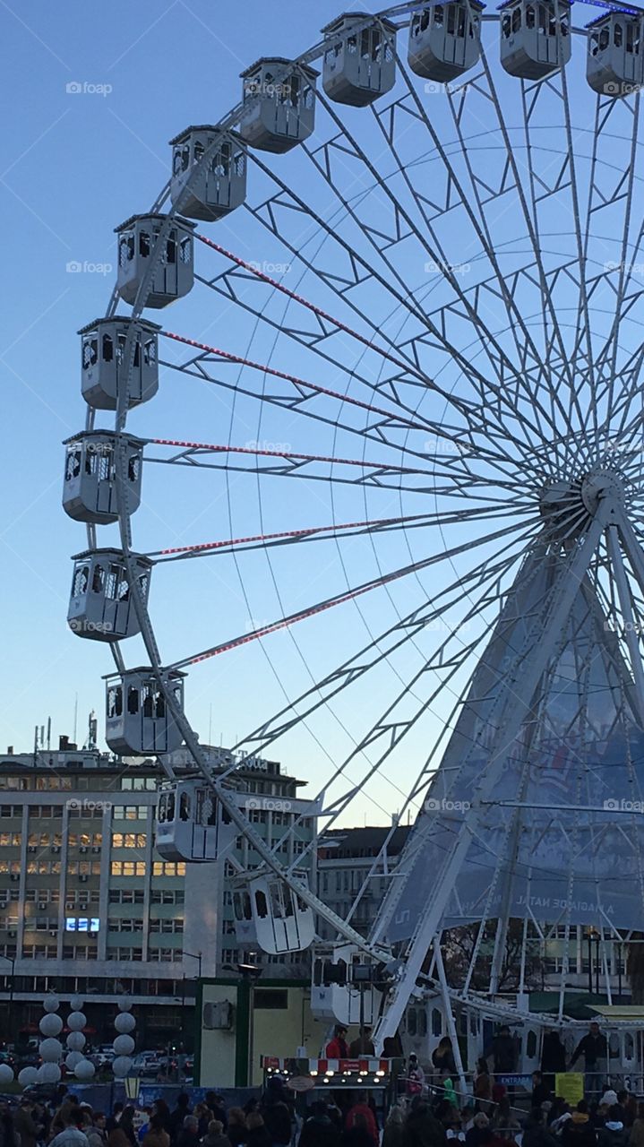 Ferris wheel 