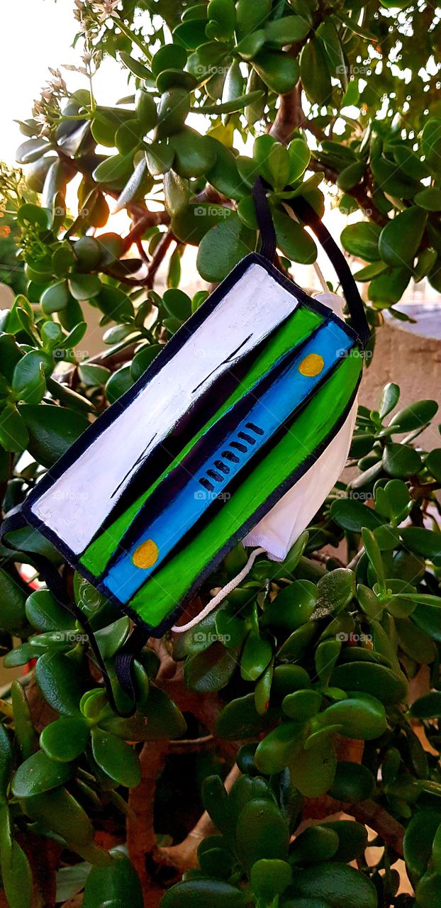 green mask against covid