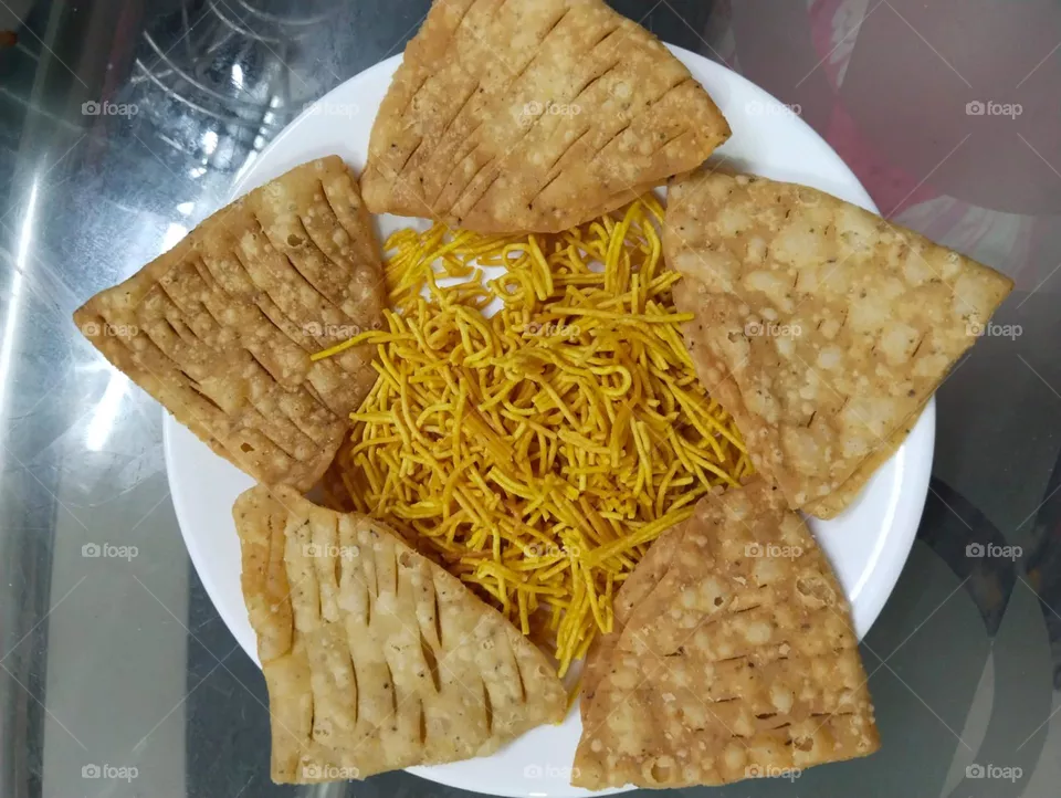 Mathri