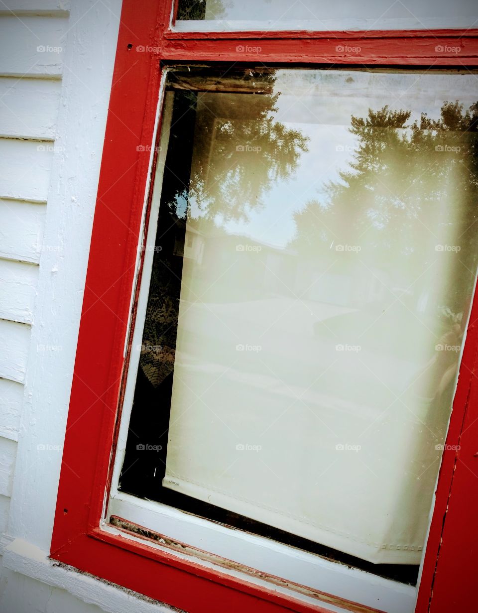 window red trim