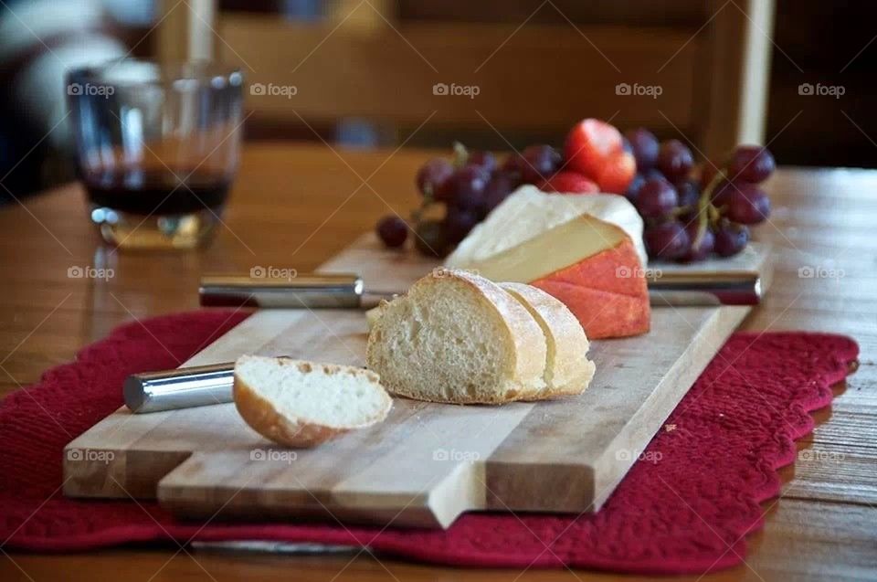 Wine cheese bread