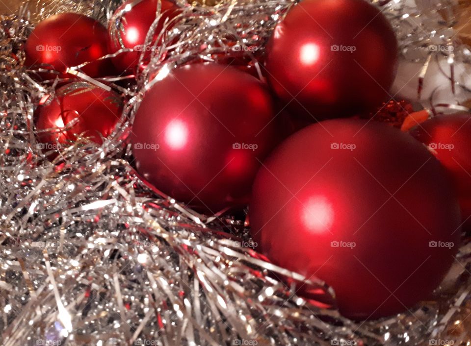 New Year's toys_shares