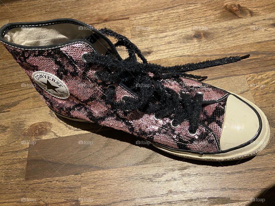 Pink sequin Converse- add some sparkle to your step!
