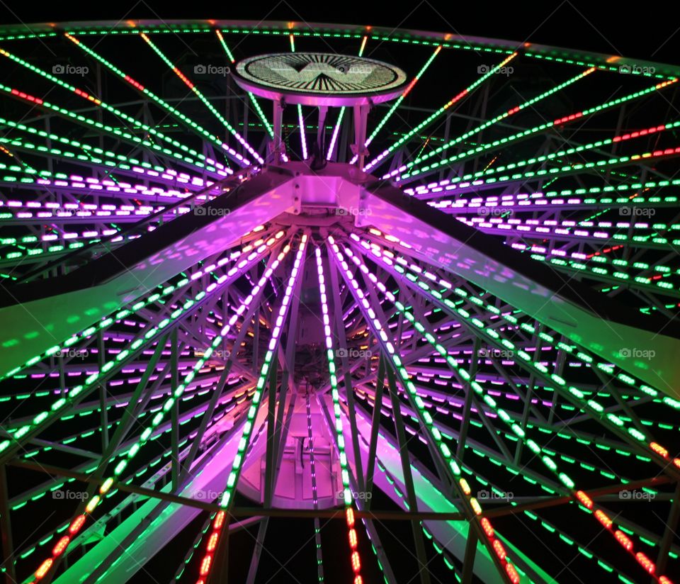 Green Ferris Wheel 