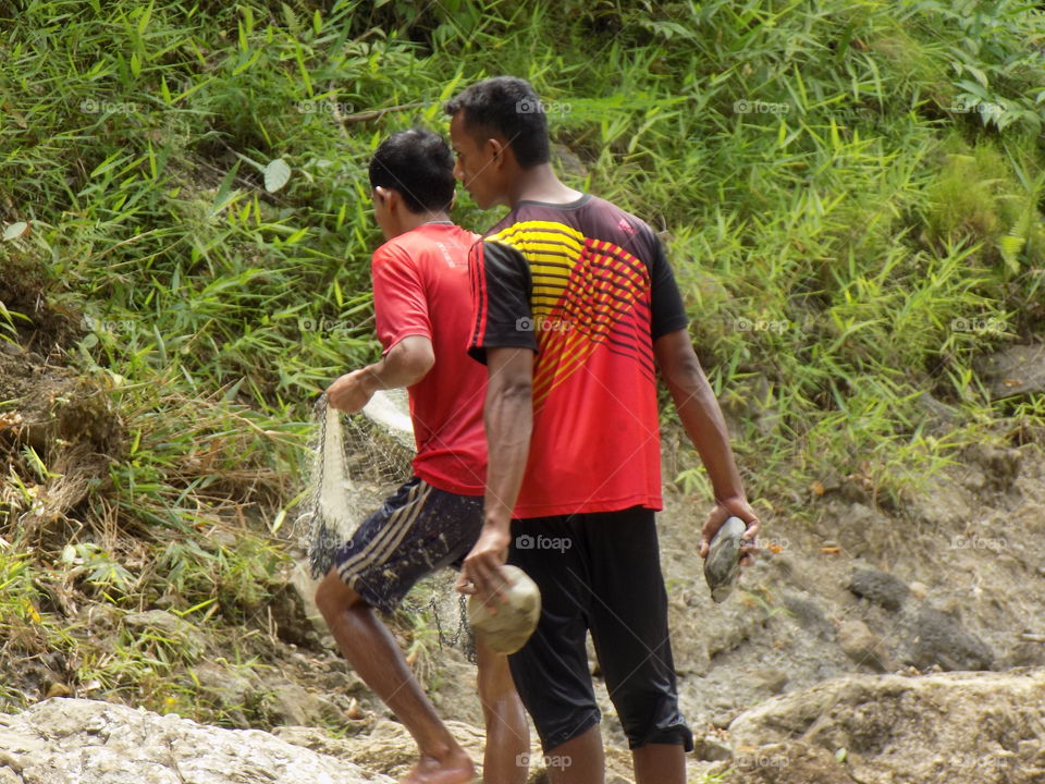 Tours to the jungle river passes through cold aceh halimon