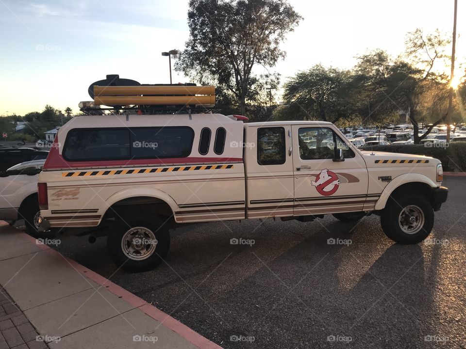 Ghost Busters car at comic con 