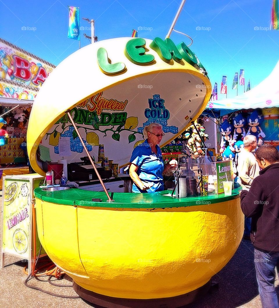 Lemonade stand 