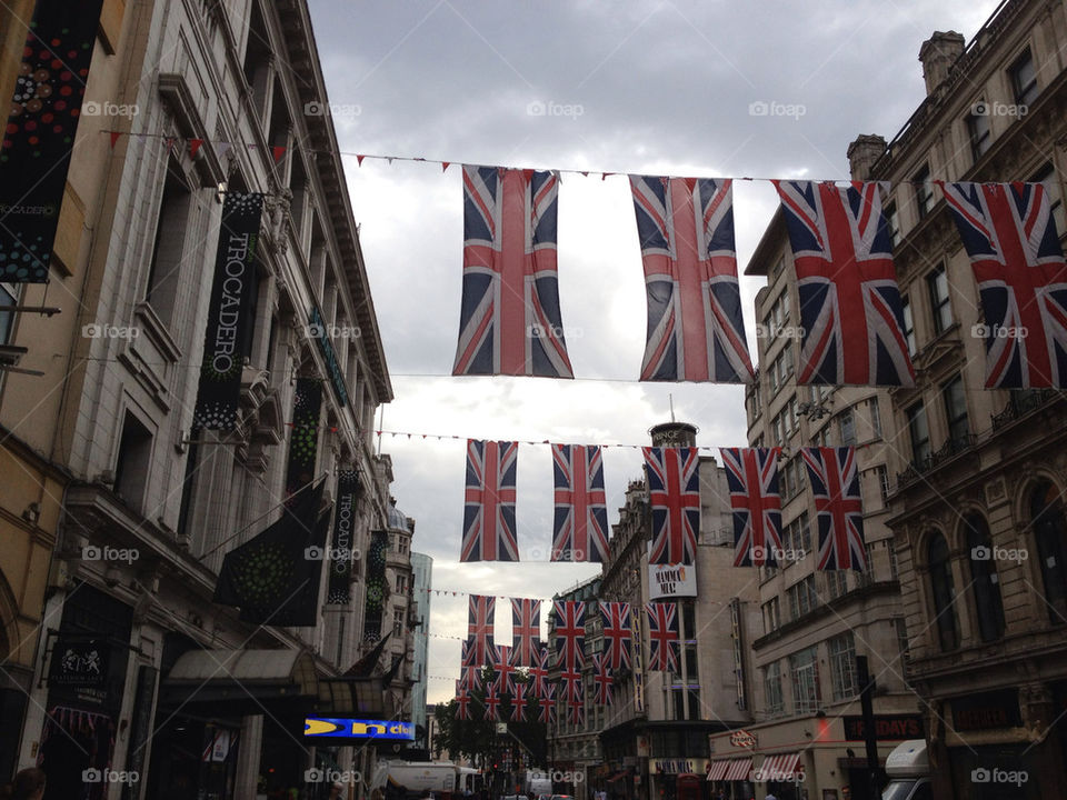 clouds flags british trocadero by moosyphoto