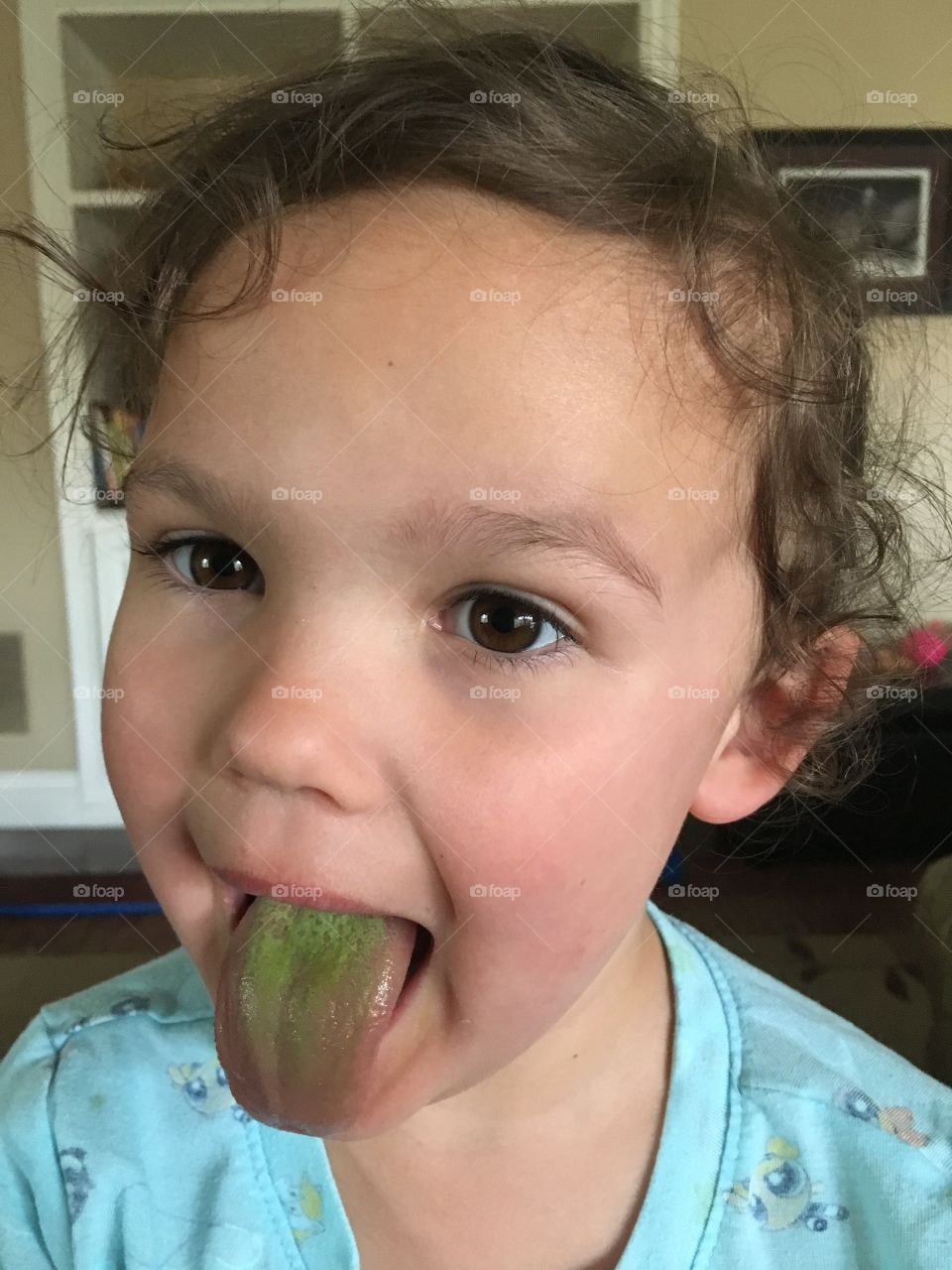 Green tongue