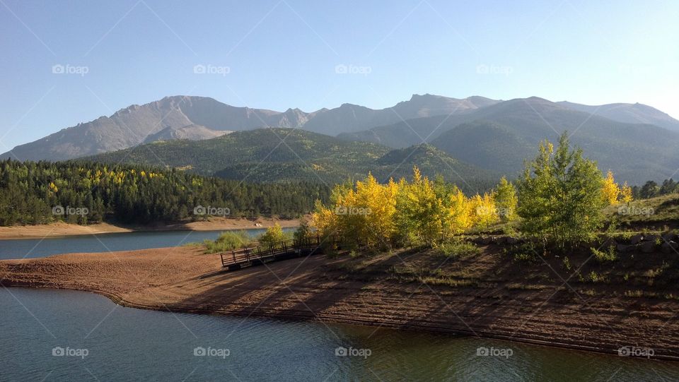 Pikes Peak. Reservoir behind Pikes in the fall