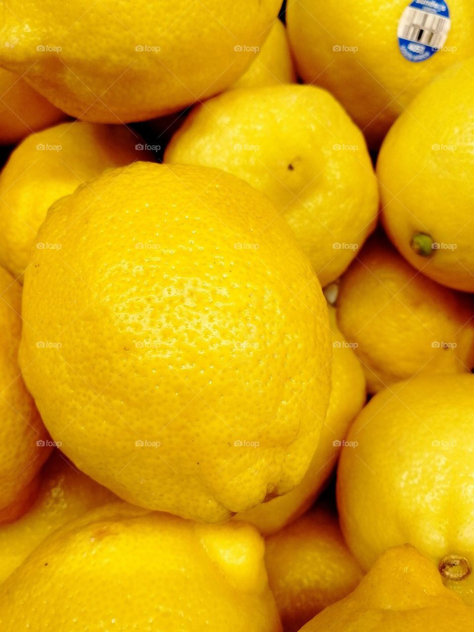 bright yellow lemons