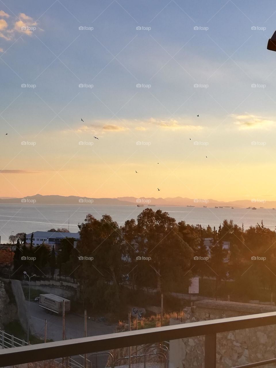 Sunset dimele coffee