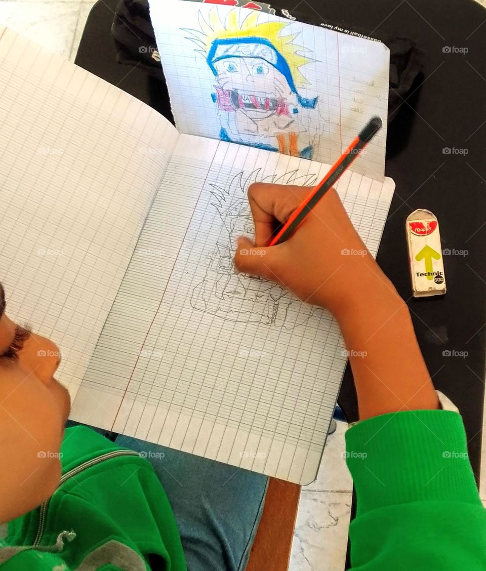 kid drawing portrait , creativity with kids