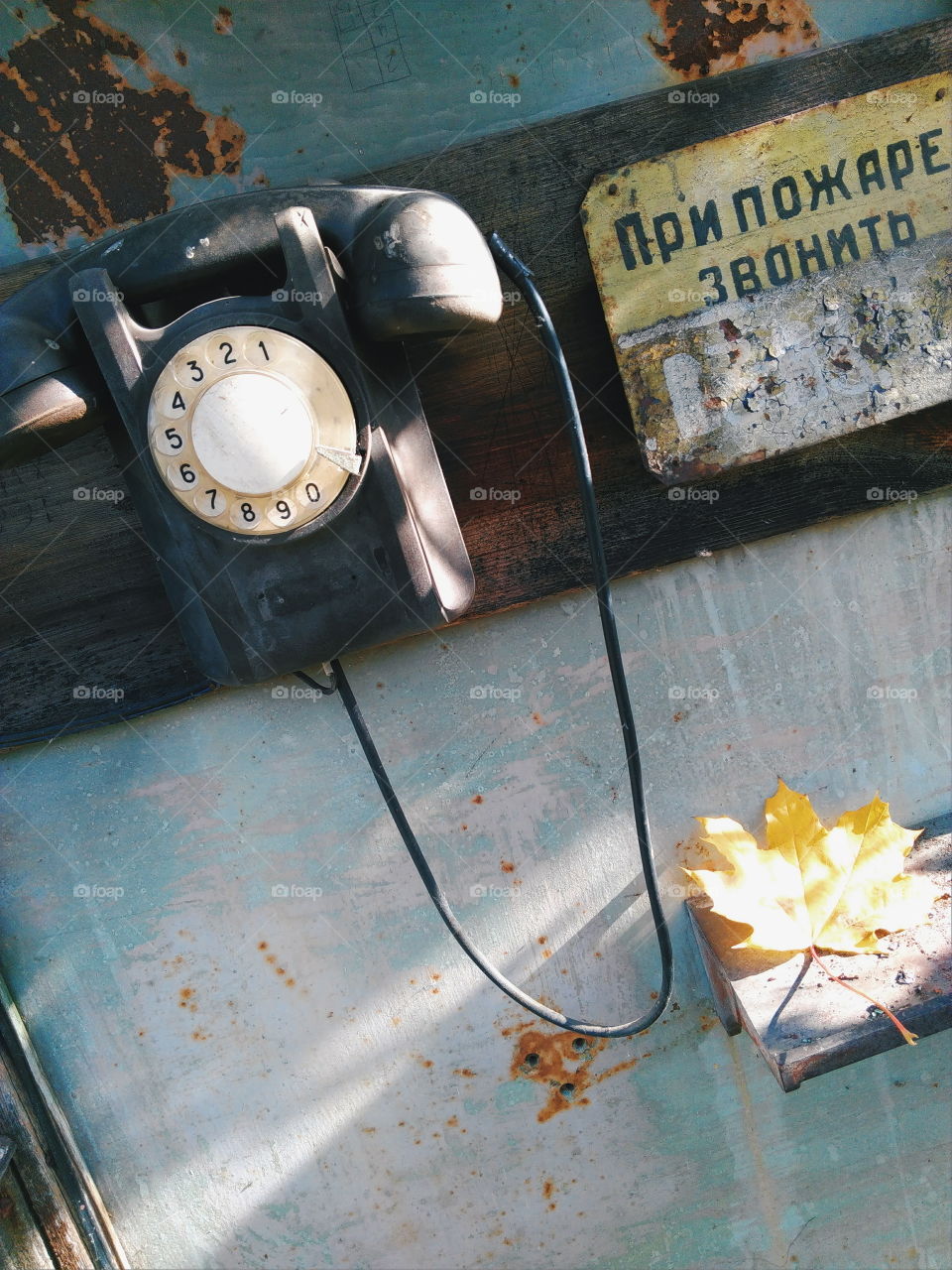old vintage rotary phone