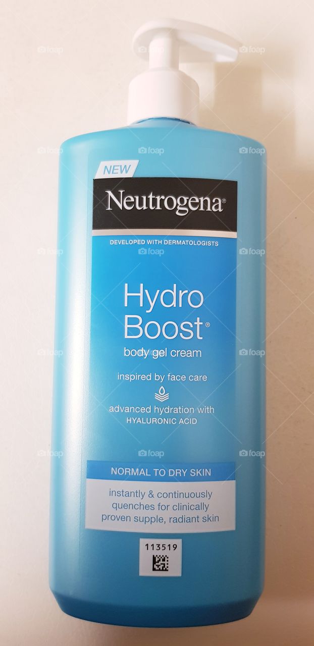 Neutrogena hydro boost body gel cream for normal to dry skin advanced hydration with hyaluronic acid for smoother softer skin