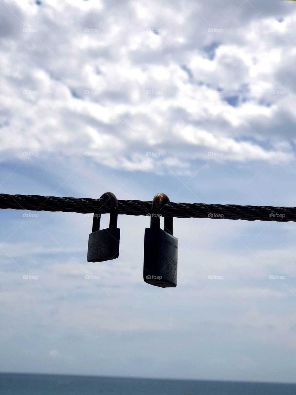 Material#sky#clouds#lockers