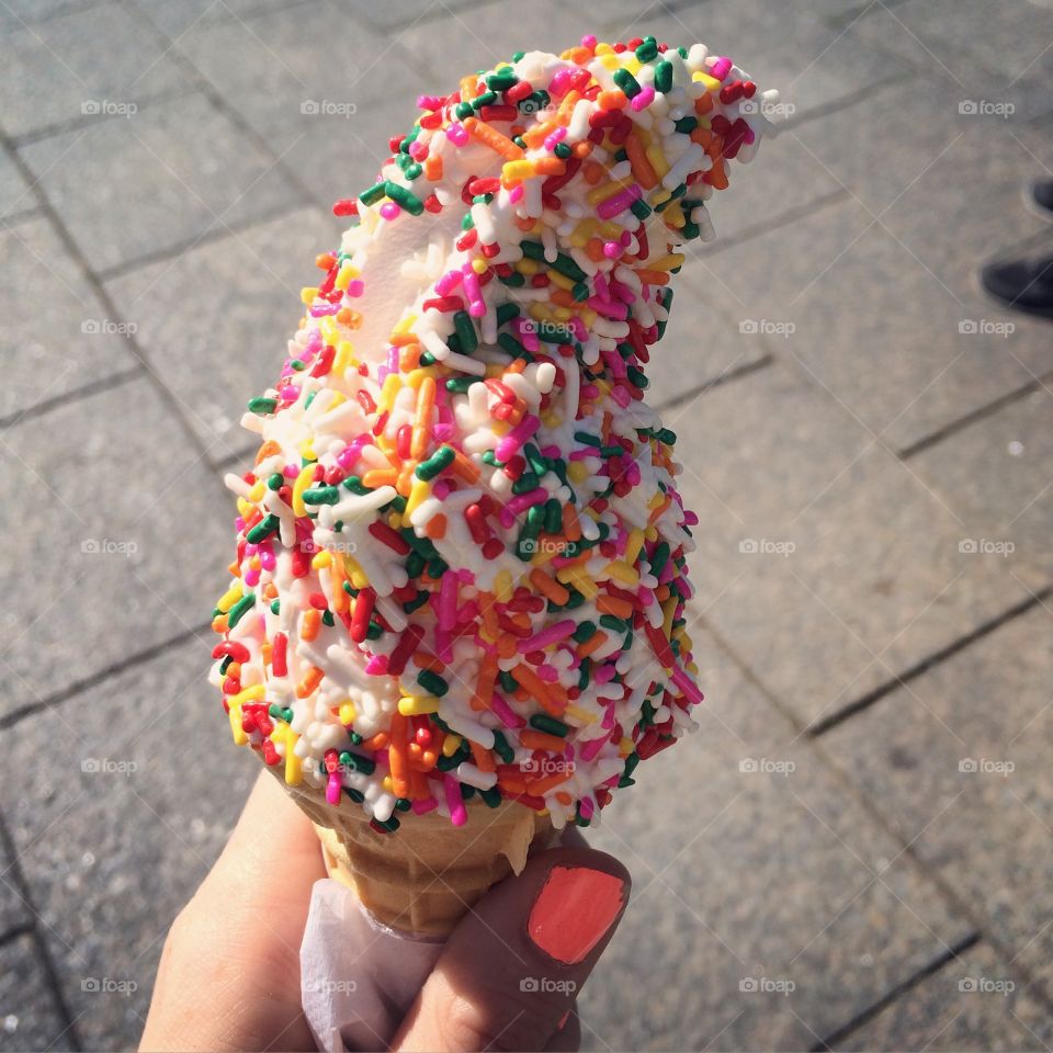 Sprinkles in NYC. What could be better than soft serve from a NYC ice cream truck?